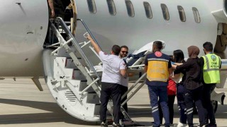 Ağrıda kritik durumdaki çocuk hasta için hava ambulansı seferber edildi