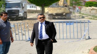 Akdağmadeninde sıcak asfalt çalışmaları başladı