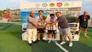 Alanya Belediyespor ayak tenisi turnuvası sona erdi