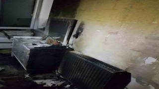 Alevlere teslim olan ev kullanılamaz hale geldi