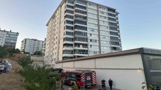 Ankarada 11 katlı binada yangın: 2 yaralı