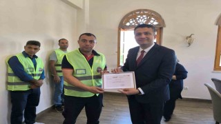 Arama kurtarma eğitimi alan personellere sertifikaları verildi