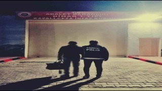 Aranan şahıs polis tarafından yakalandı