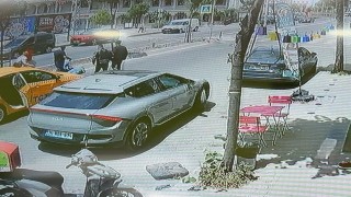 Arnavutköyde yolun karşısına geçmek isteyen adama taksi çarptı