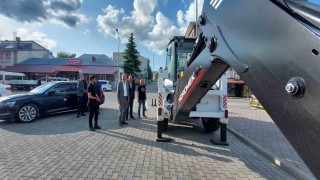 Arpaçay Belediyesine yeni iş makinesi