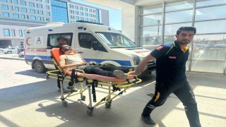 Asansör boşluğuna düşen işçi yaralandı