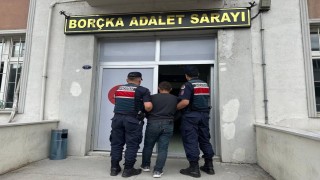 Askeri yasak bölgede yakalandı: 14 suç kaydı çıktı