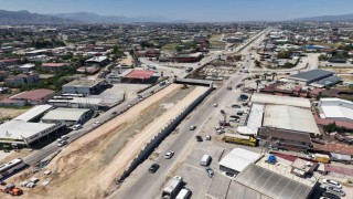 Asrın felaketi sonrası yeniden inşa edilen Antakyada 5 köprülü kavşakla trafik sorunu tarihe karışacak