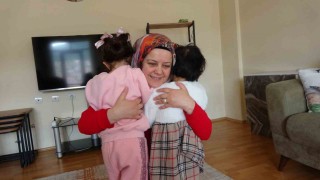 Asrın felaketinden etkilendiler, 3 kız kardeşe koruyucu aile oldular