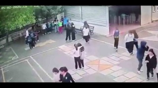 Ataşehirde camına taş atılmasına sinirlenen kadın, okulun bahçesindeki çocuğa saldırdı