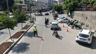 Ayvacıkta trafik ve asayiş uygulaması