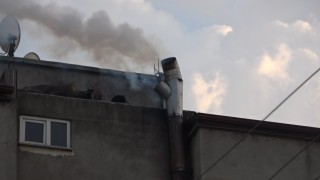 Bafrada fırın bacasında yangın paniği