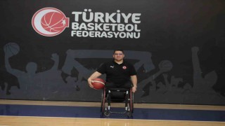 Bağcılar Belediyesi baş antrenörü Emrah Elban U23 Milli Takımı ile Dünya Şampiyonasında