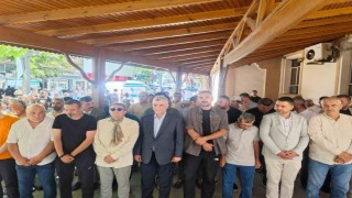 Bakan Bolat, eşinin teyzesinin cenaze namazına katıldı