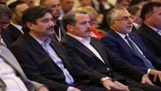 Bakan Işıkhan: 500 bin kadın, 500 bin genç, 45 bin engelli ve 275 bin yükseköğretim mezununu istihdama kazandırmayı hedefliyoruz