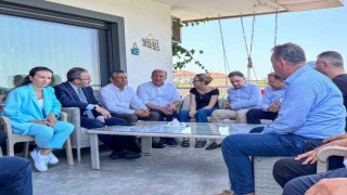 Bakan Kasapoğlundan merhum Başkan Zeyrekin ailesine taziye ziyareti