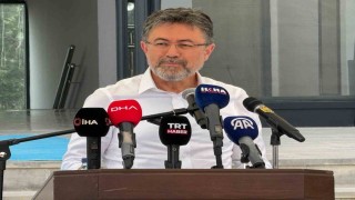 Bakan Yumaklı: Şu anda Türkiye genelinde hasatta yüzde 5 seviyesine ulaşıldı