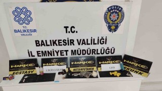 Balıkesirde 90 gram esrar yakalandı