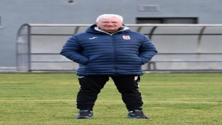 Balıkesirsporda İsmail Ertekin ile yollar ayrıldı