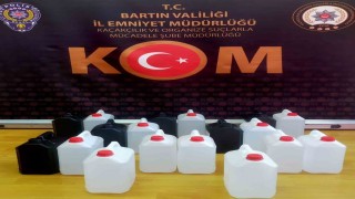 Bartında 90 litre sahte alkol yakalandı