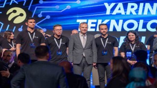 BARÜlü öğrenciler teknoloji yarışmasında finalist oldu