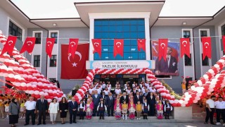 Başkan Alemdar, çocukların karne heyecanına ortak oldu