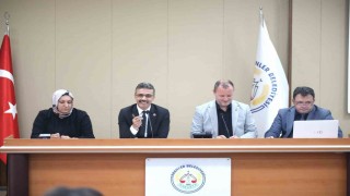 Başkan Dinç: Online YGS ve YKS kurslarını ücretsiz olarak sunacağız