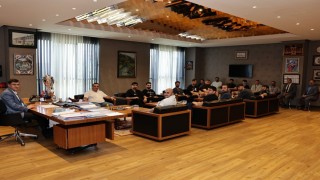 Başkan Eyüp Kahveci, Şampiyon Kütahya Belediyespor Basketbol Takımını makamında ağırladı