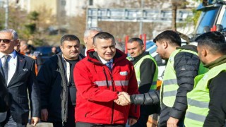Başkan Vekili Can Aksoydan bayram öncesi büyük jest: Personellere 100 milyon TL ikramiye