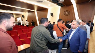 Başkan Yalçın personelle bayramlaştı