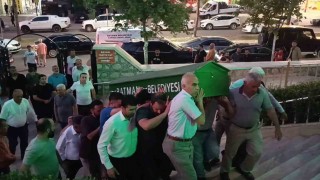 Batmanda trafik kazasında hayatını kaybedenlerden müze müdürü ve araç sürücüsü defnedildi