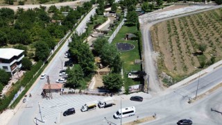 Battalgazi Belediyesinden Çınar Parkta temizlik çalışması