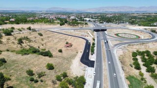 Battalgazide asfalt çalışmaları hız kesmiyor