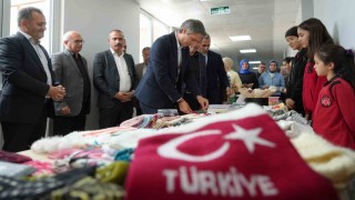 Bayburtlu öğrenciler düzenlendikleri hayır çarşısıyla Filistine destek oldular