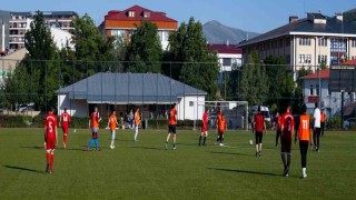 Bayburtta koruyucu babalar futbol turnuvasında bir araya geldi