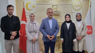Bayburtta umre ödüllü bilgi yarışmasında dereceye giren öğrenciler belli oldu