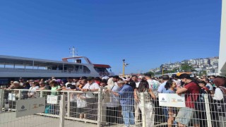 Bayramın son gününde Adalar İskelesinde yoğunluk oluştu