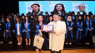 BEUN diş hekimlerini coşku ve gururla geleceğe uğurladı
