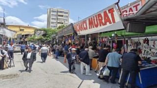 Bıçakçılarda ve baharatçılarda bayram yoğunluğu