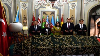 Bilecik Valisi Sözer Ertuğrul Gazinde dua ederek göreve başladı