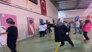 Bilecikte düzenlenen ‘Dart Turnuvası renkli görüntülere sahne oldu