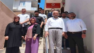 Bilgi yarışmasında başarılı olan öğrenciler ödüllendirildi