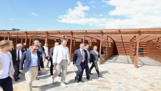 Bitlis Valisi Karakaya, 1071 Malazgirt Zaferinin kutlanacağı alanda incelemelerde bulundu