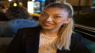 Boşanma aşamasındaki eşi tarafından, sokak ortasında 12 yerinden bıçaklandı