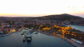 Bozcaadaya bayramda o araçların geçişleri yasaklandı