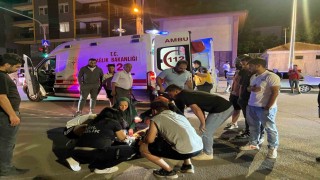 Bucakta kamyonet ile motosiklet çarpıştı: 1 yaralı