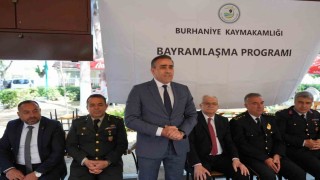 Burhaniyede bayramlaşma töreni yapıldı