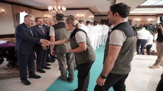 Bursa protokolü bayramlaştı