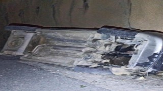 Bursada kontrolden çıkan otomobil devrildi