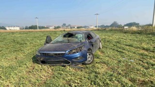 Bursada kontrolden çıkan otomobil tarlaya uçtu